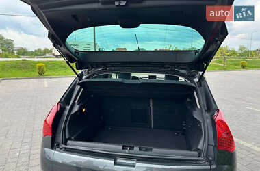 Внедорожник / Кроссовер Peugeot 3008 2012 в 