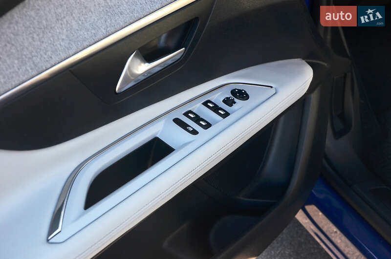 Позашляховик / Кросовер Peugeot 3008 2018 в Вінниці