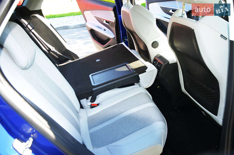 Позашляховик / Кросовер Peugeot 3008 2018 в Вінниці