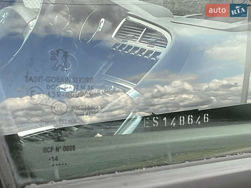 Внедорожник / Кроссовер Peugeot 3008 2014 в Львове