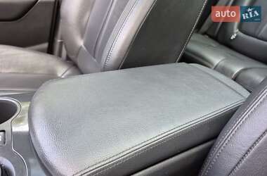 Внедорожник / Кроссовер Peugeot 3008 2011 в 