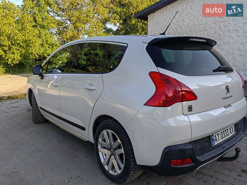 Позашляховик / Кросовер Peugeot 3008 2013 в Косові