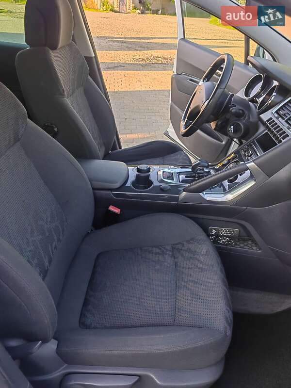 Позашляховик / Кросовер Peugeot 3008 2013 в Косові