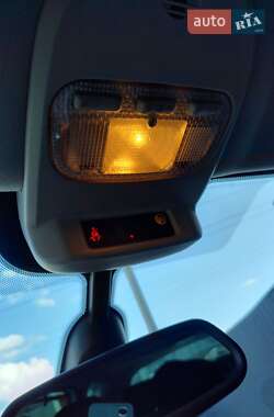 Внедорожник / Кроссовер Peugeot 3008 2011 в 