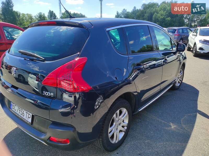 Позашляховик / Кросовер Peugeot 3008 2010 в Києві