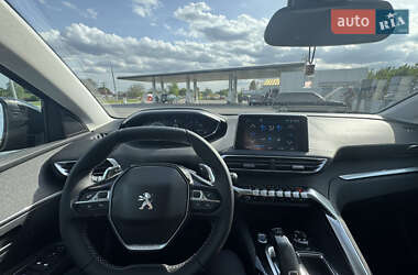 Внедорожник / Кроссовер Peugeot 3008 2018 в 