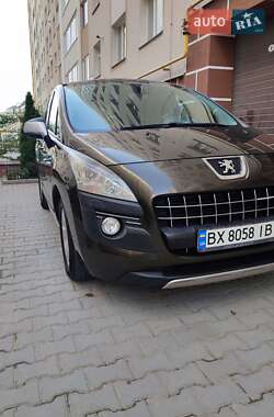 Внедорожник / Кроссовер Peugeot 3008 2010 в 