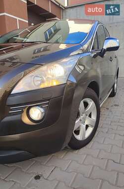 Внедорожник / Кроссовер Peugeot 3008 2010 в 