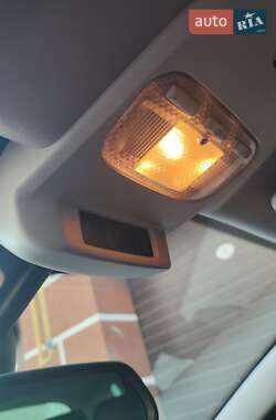 Внедорожник / Кроссовер Peugeot 3008 2010 в 