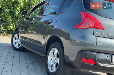 Внедорожник / Кроссовер Peugeot 3008 2012 в 