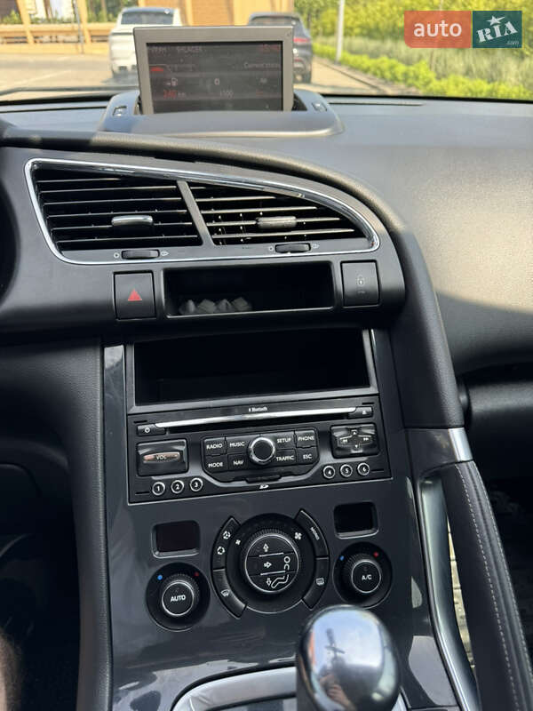 Позашляховик / Кросовер Peugeot 3008 2010 в Львові