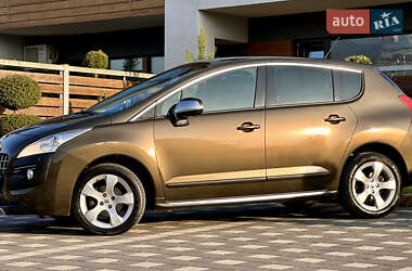 Внедорожник / Кроссовер Peugeot 3008 2011 в 