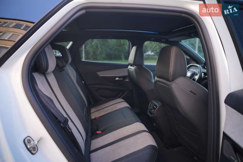 Внедорожник / Кроссовер Peugeot 3008 2021 в Дубно