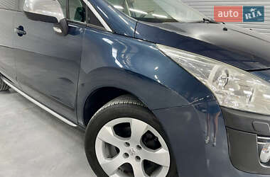 Внедорожник / Кроссовер Peugeot 3008 2012 в 
