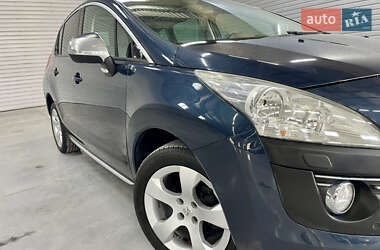 Внедорожник / Кроссовер Peugeot 3008 2012 в 