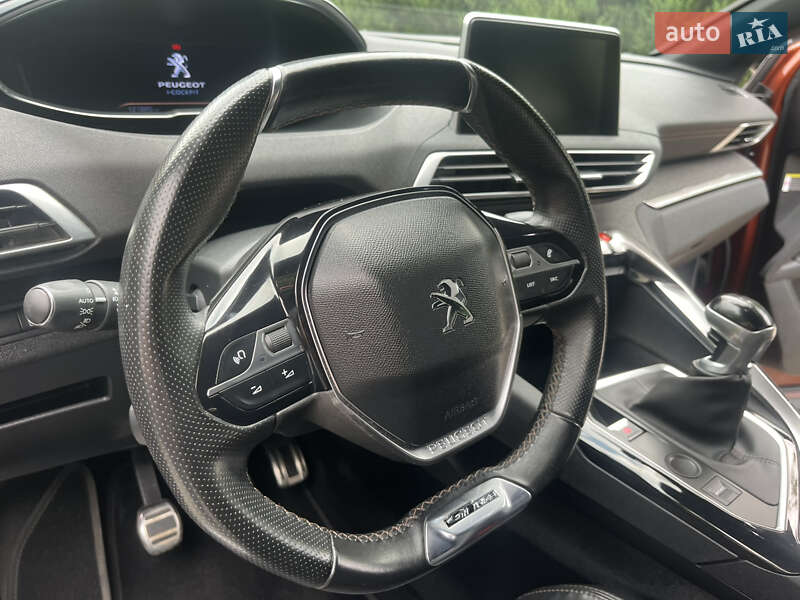 Внедорожник / Кроссовер Peugeot 3008 2017 в Самборе