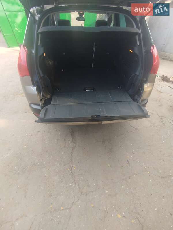 Позашляховик / Кросовер Peugeot 3008 2010 в Білгороді-Дністровському