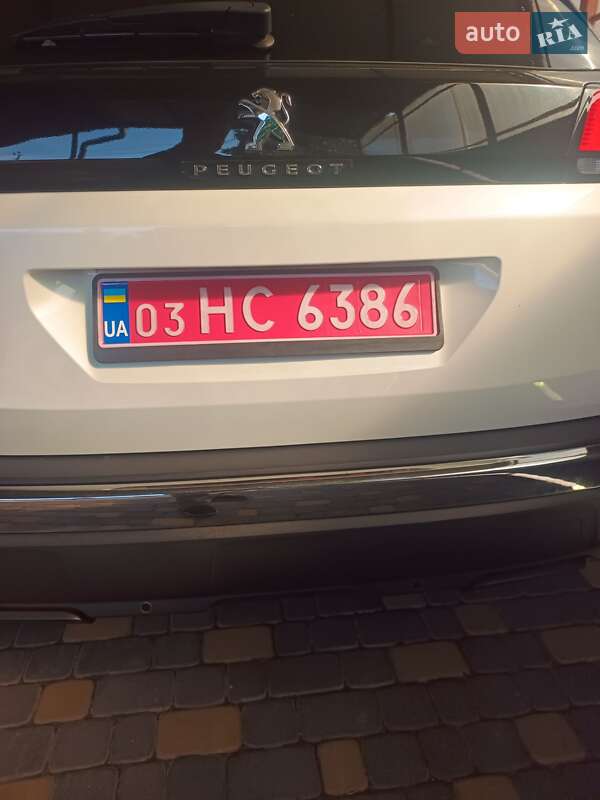 Внедорожник / Кроссовер Peugeot 3008 2020 в 