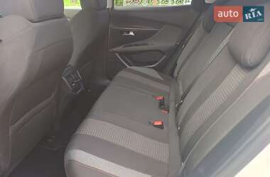 Внедорожник / Кроссовер Peugeot 3008 2020 в 