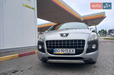 Внедорожник / Кроссовер Peugeot 3008 2011 в 