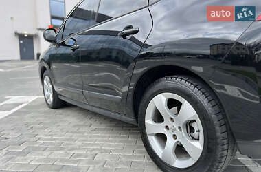 Внедорожник / Кроссовер Peugeot 3008 2012 в 