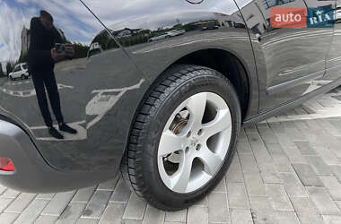 Внедорожник / Кроссовер Peugeot 3008 2012 в 