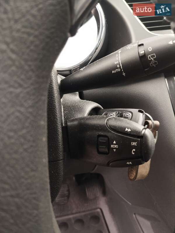 Позашляховик / Кросовер Peugeot 3008 2012 в Вишгороді