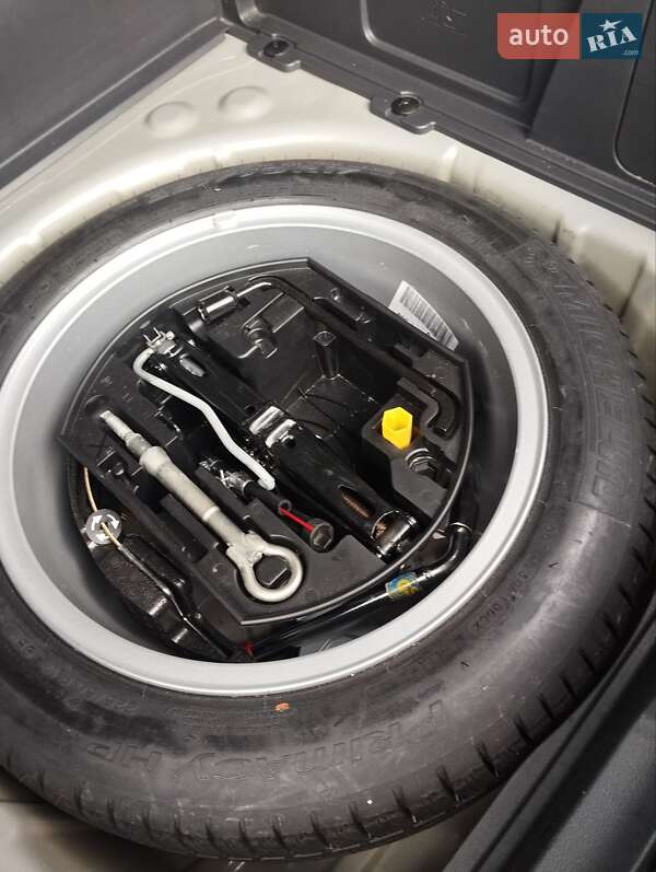 Позашляховик / Кросовер Peugeot 3008 2012 в Вишгороді