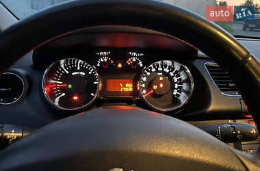 Позашляховик / Кросовер Peugeot 3008 2014 в 