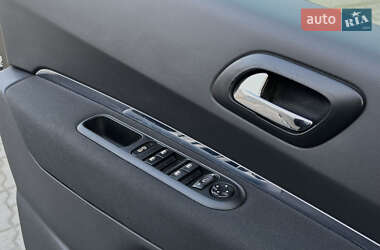 Внедорожник / Кроссовер Peugeot 3008 2011 в 