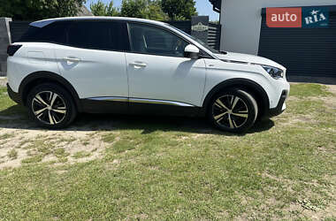 Внедорожник / Кроссовер Peugeot 3008 2017 в 