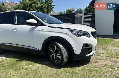 Внедорожник / Кроссовер Peugeot 3008 2017 в 