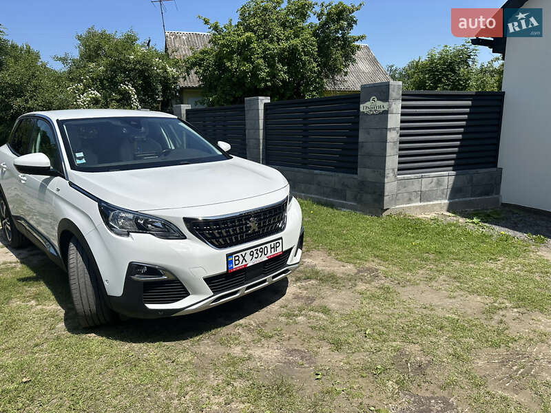 Позашляховик / Кросовер Peugeot 3008 2017 в Шепетівці