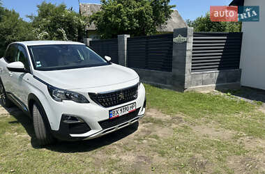 Внедорожник / Кроссовер Peugeot 3008 2017 в 