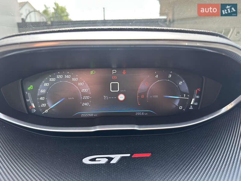 Позашляховик / Кросовер Peugeot 3008 2017 в Шепетівці