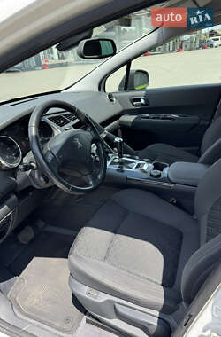 Внедорожник / Кроссовер Peugeot 3008 2015 в 