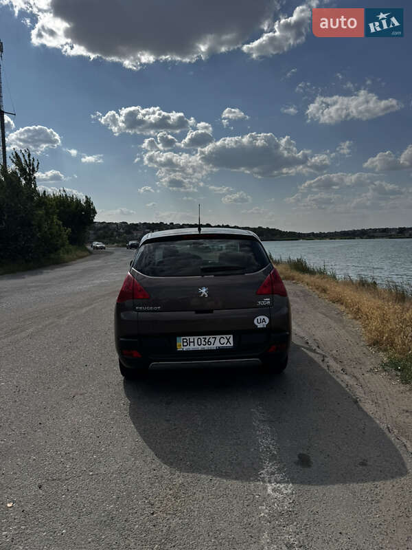 Позашляховик / Кросовер Peugeot 3008 2013 в Одесі