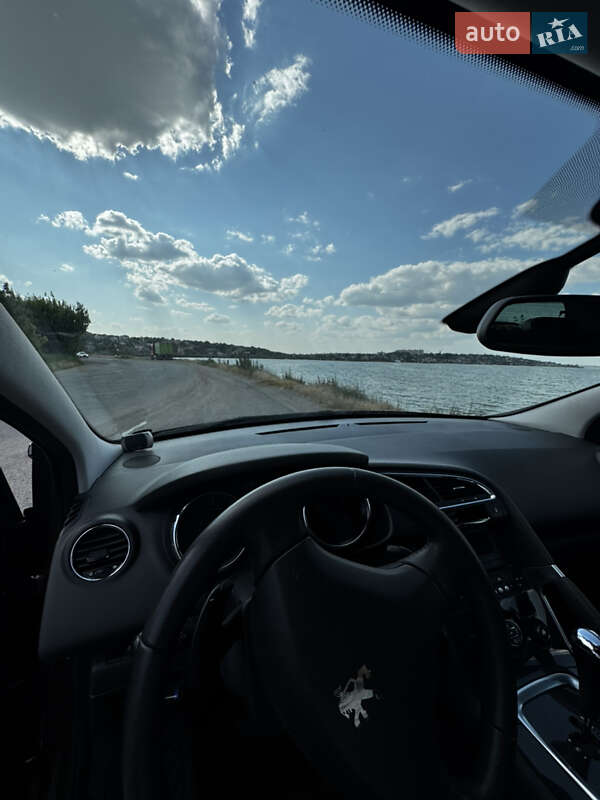 Позашляховик / Кросовер Peugeot 3008 2013 в Одесі