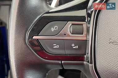 Внедорожник / Кроссовер Peugeot 3008 2020 в 