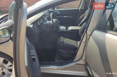 Внедорожник / Кроссовер Peugeot 3008 2011 в 