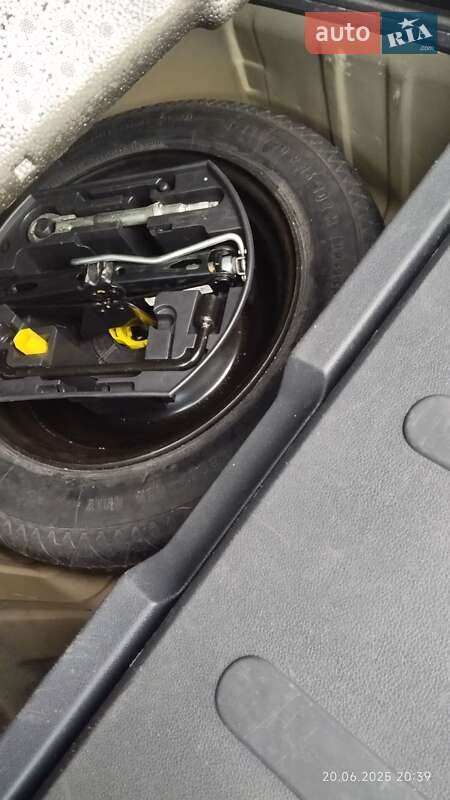 Внедорожник / Кроссовер Peugeot 3008 2010 в Надворной фото 9 Внедорожник / Кроссовер Peugeot 3008 2010 в Надворной