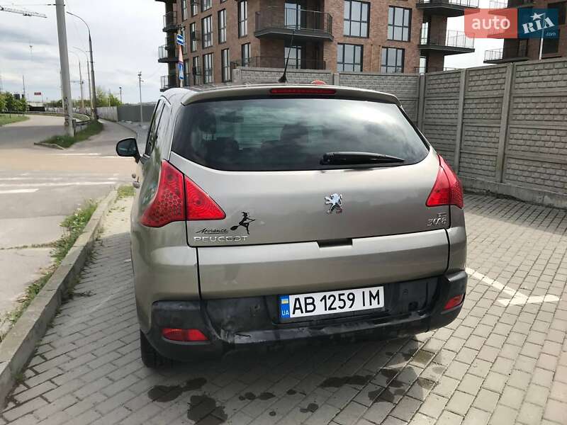 Позашляховик / Кросовер Peugeot 3008 2011 в Вінниці