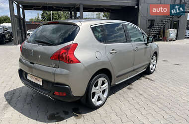 Позашляховик / Кросовер Peugeot 3008 2010 в 