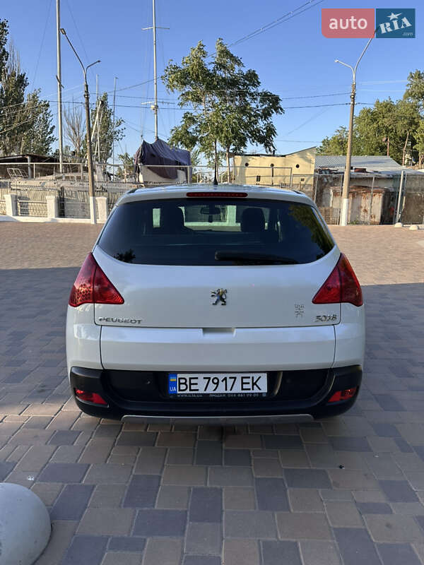 Позашляховик / Кросовер Peugeot 3008 2012 в Миколаєві