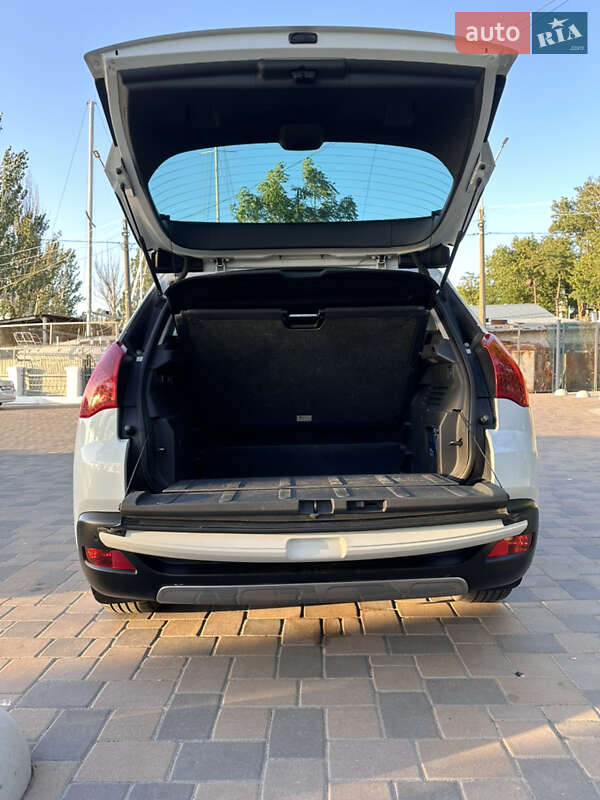 Позашляховик / Кросовер Peugeot 3008 2012 в Миколаєві