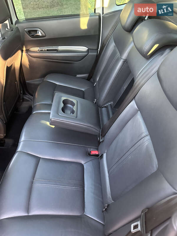 Позашляховик / Кросовер Peugeot 3008 2012 в Миколаєві