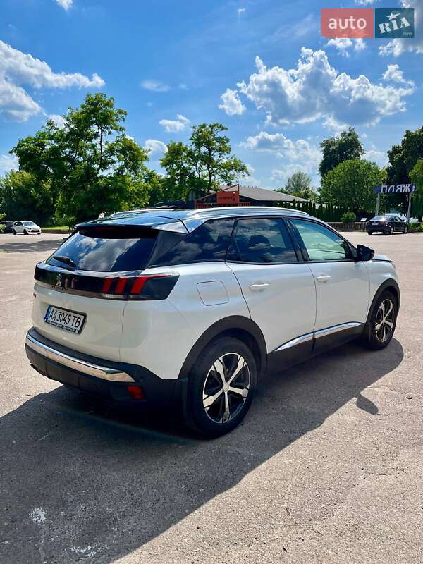 Позашляховик / Кросовер Peugeot 3008 2017 в Києві фото 2 Позашляховик / Кросовер Peugeot 3008 2017 в Києві