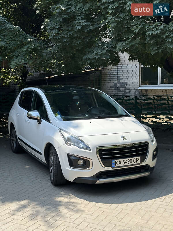 Позашляховик / Кросовер Peugeot 3008 2015 в Запоріжжі