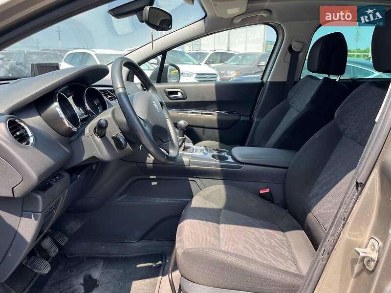 Позашляховик / Кросовер Peugeot 3008 2009 в Львові