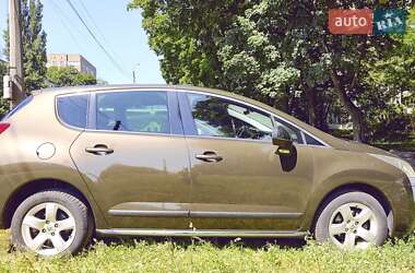 Внедорожник / Кроссовер Peugeot 3008 2010 в Киеве